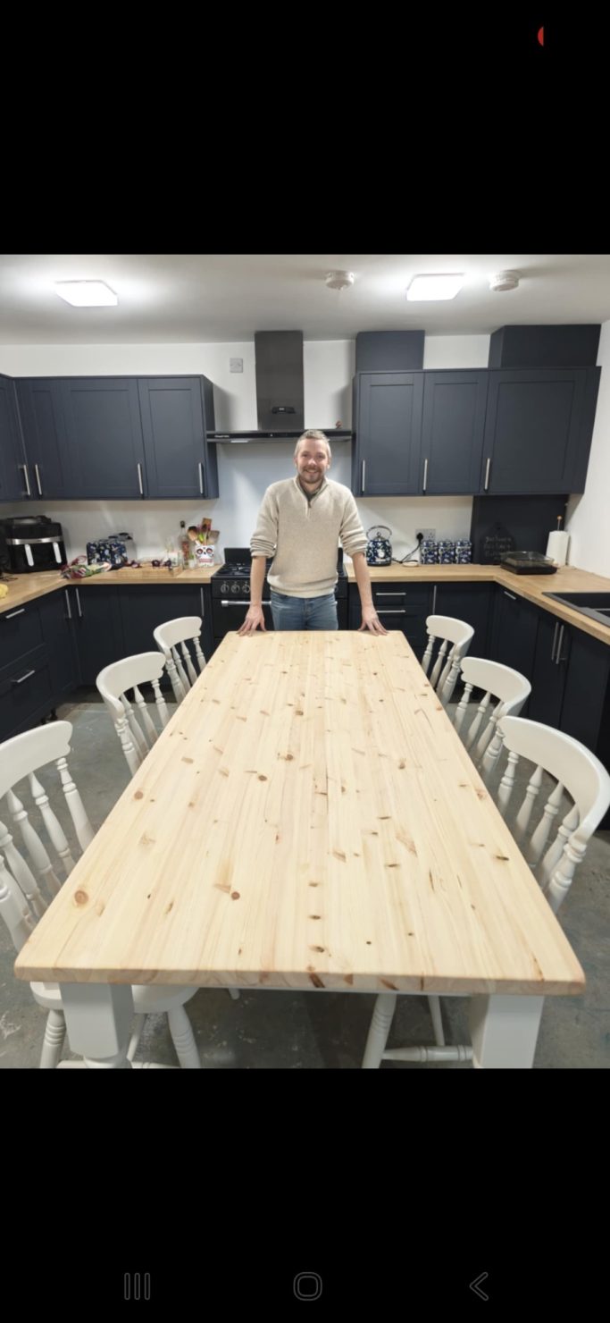 Shaun with a 7ft x 3ft + 6 spindle backs in Wimborne White